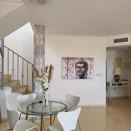 Atico Elviria Apartment *